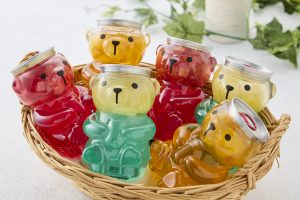クマのフルーツゼリー缶